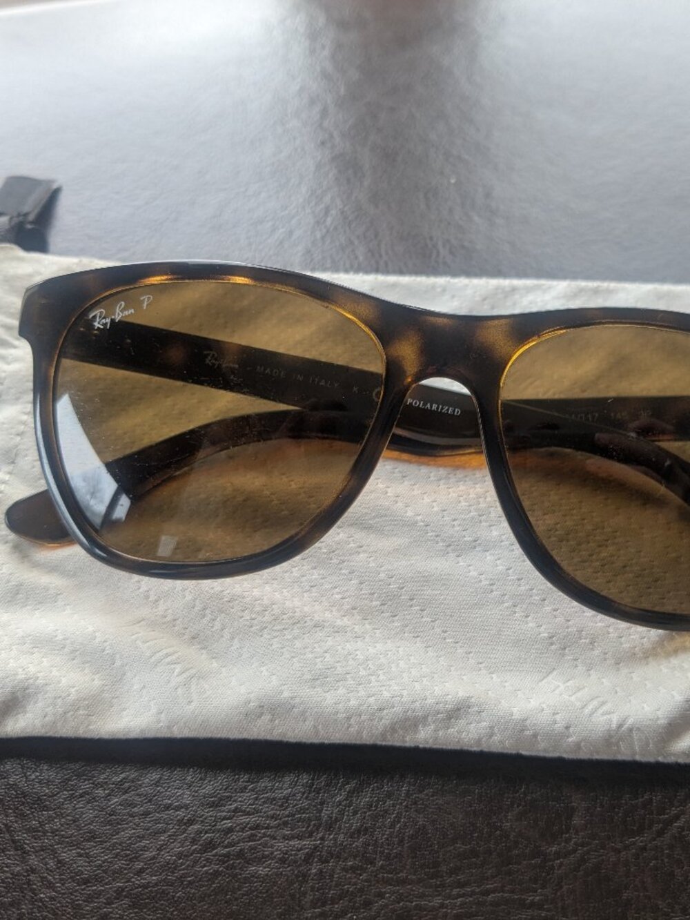 Ray Ban Wayfarer Tortoise Brown Sunglasses